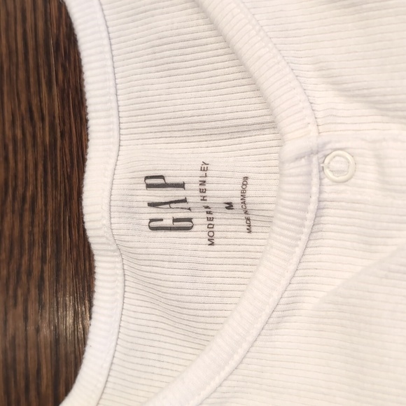 Gap Ribbed Henley Bundle - Picture 3 of 5